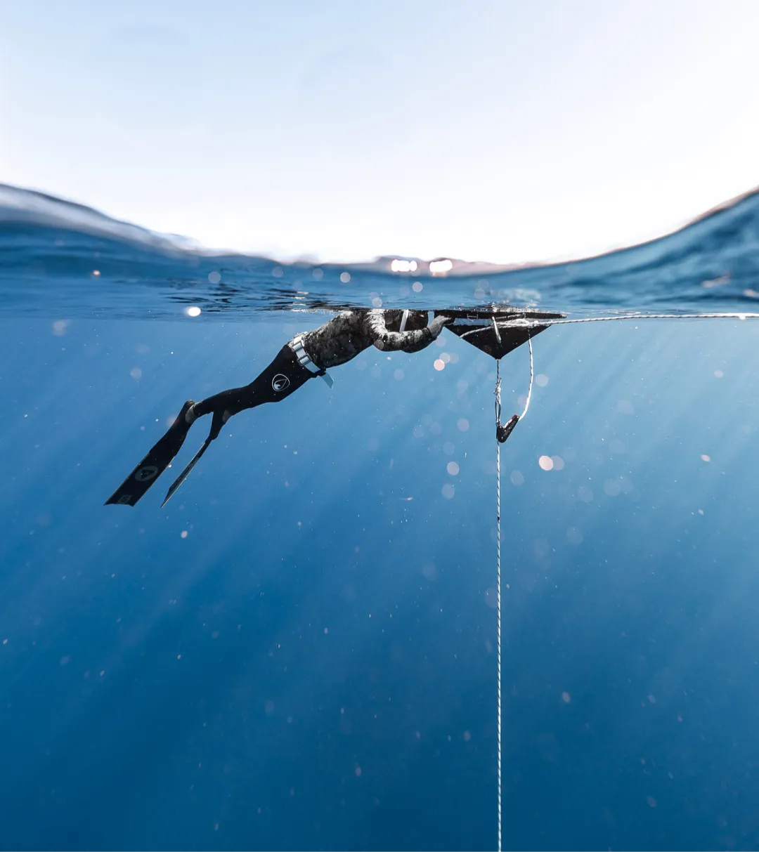 Underwater freediving on Oahu